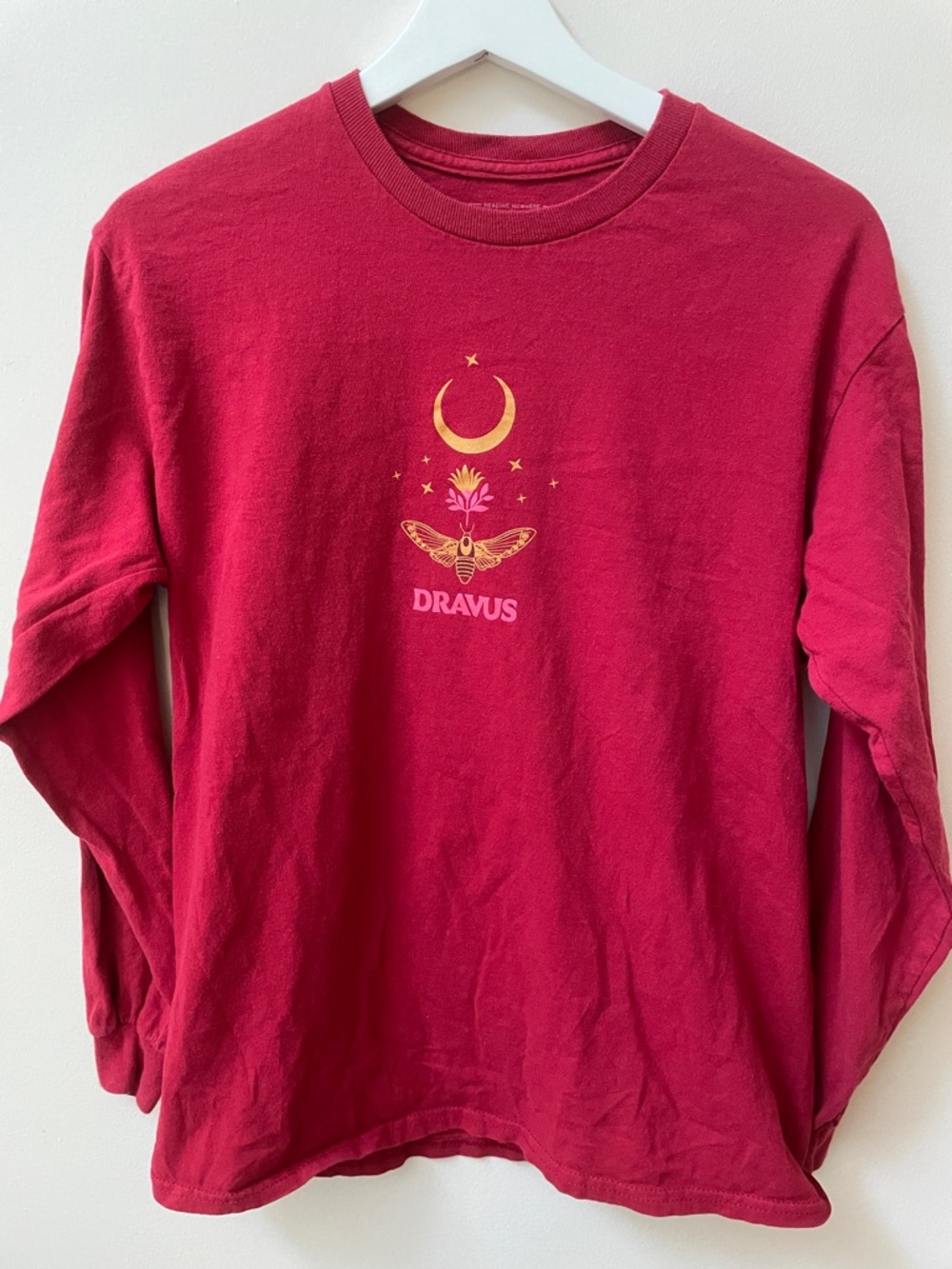 Dravus Red Graphic Long-Sleeve Tee